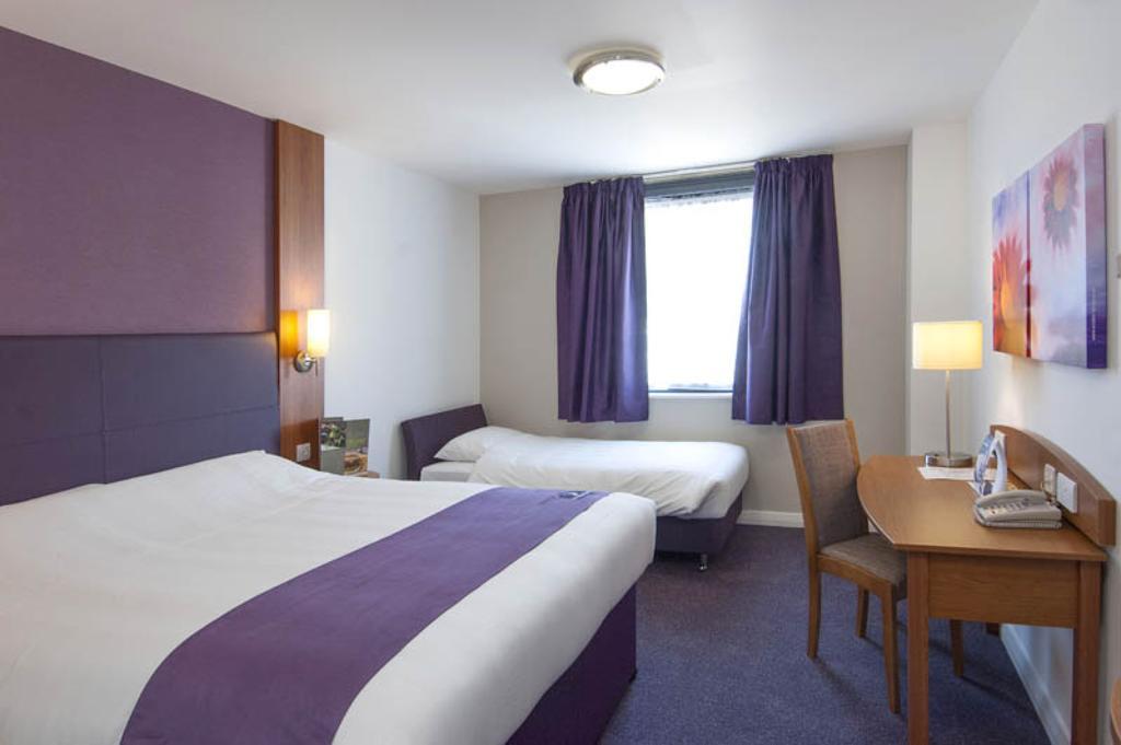 Premier Inn Glasgow City Centre - Argyle Street Exterior foto